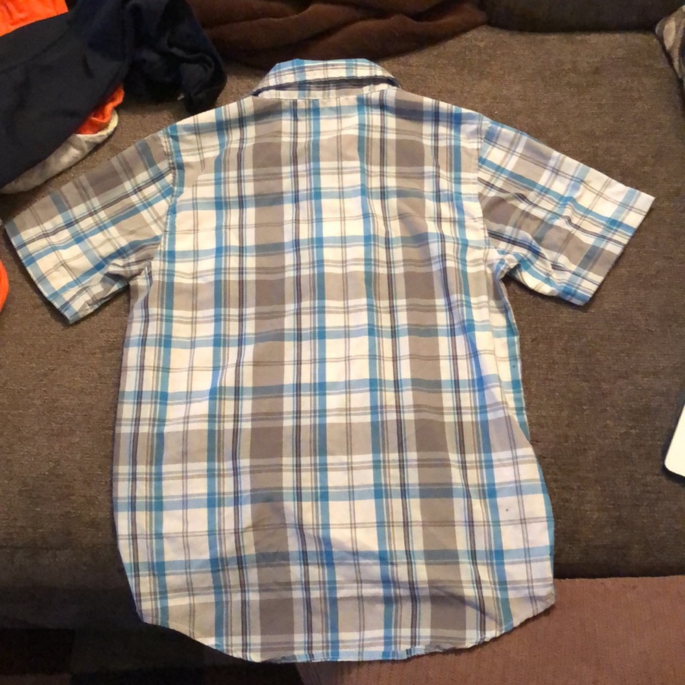Old Navy Kids Button Down Plaid Shirt - Picture 2 of 3